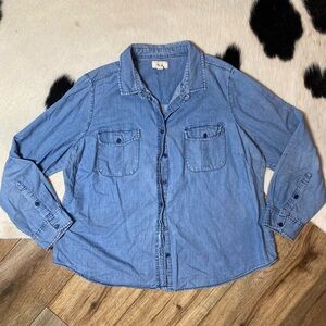 Per Se women's blue denim button-down shirt